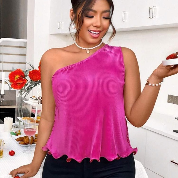 Plus Size Women's One Shoulder Lettuce Trim Top - Picture 1 of 4